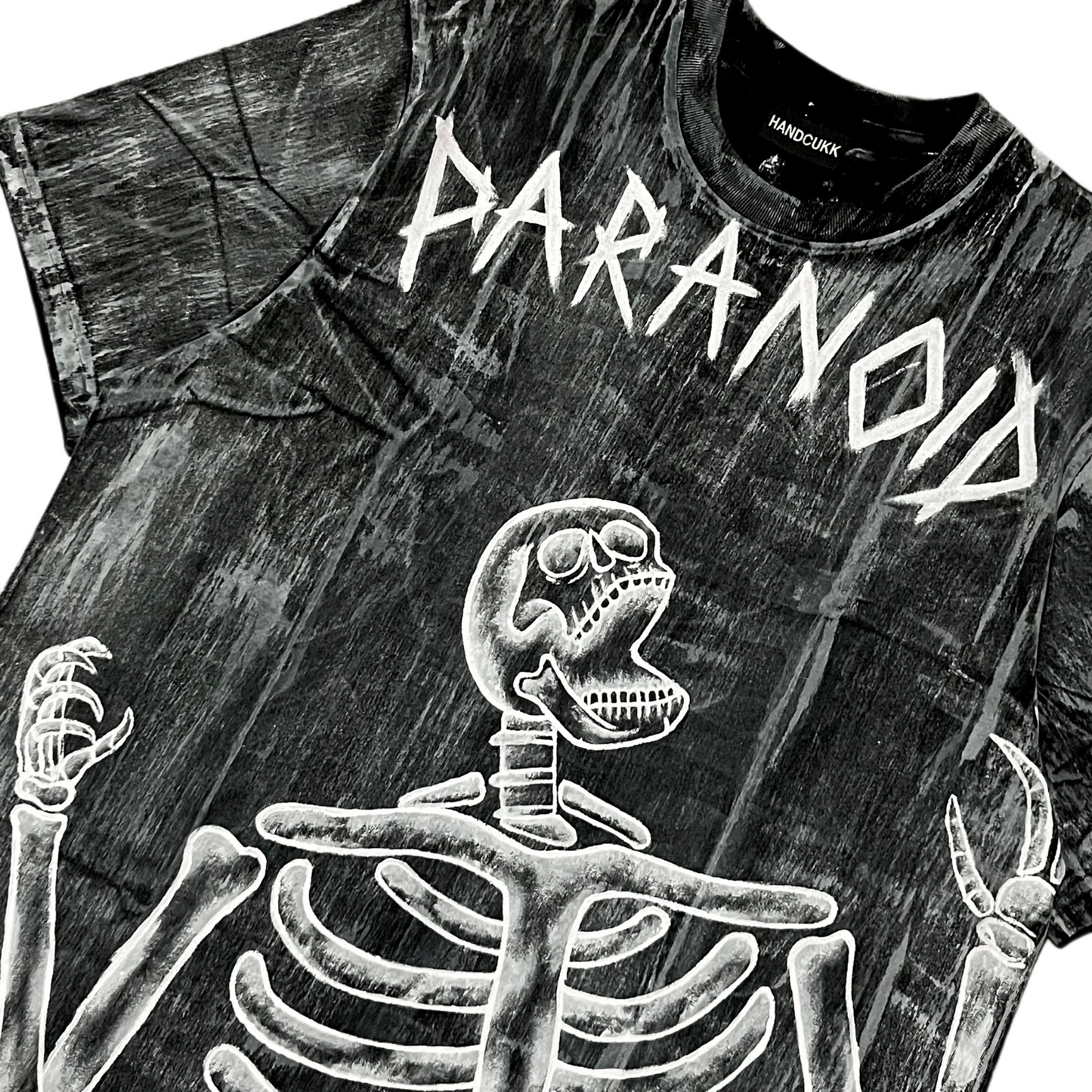 PARANOID (L)